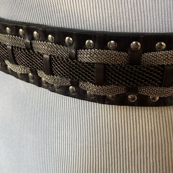 Stylish Black and Silver Women's Belt - Picture 3 of 13